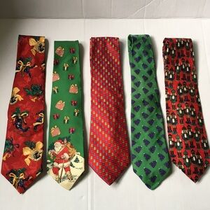 Lot of 5 Christmas Men’s Silk Neck Ties
